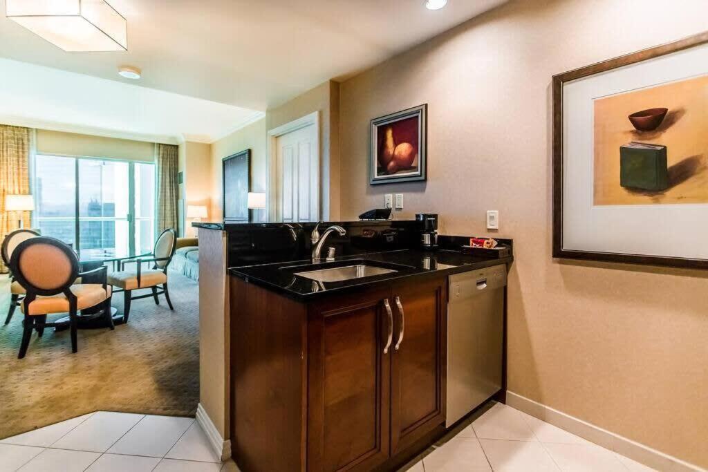 Mgm Penthouse Oversize Balcony 33714 Las Vegas Exterior photo